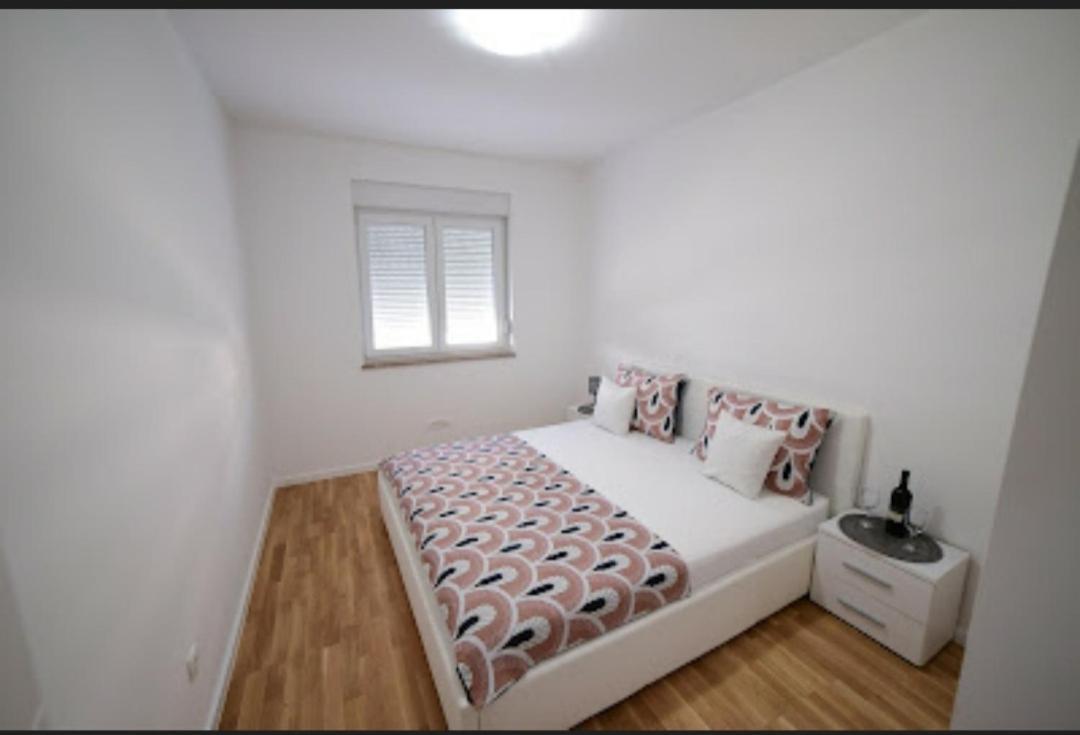Apartman San ポスシエ エクステリア 写真