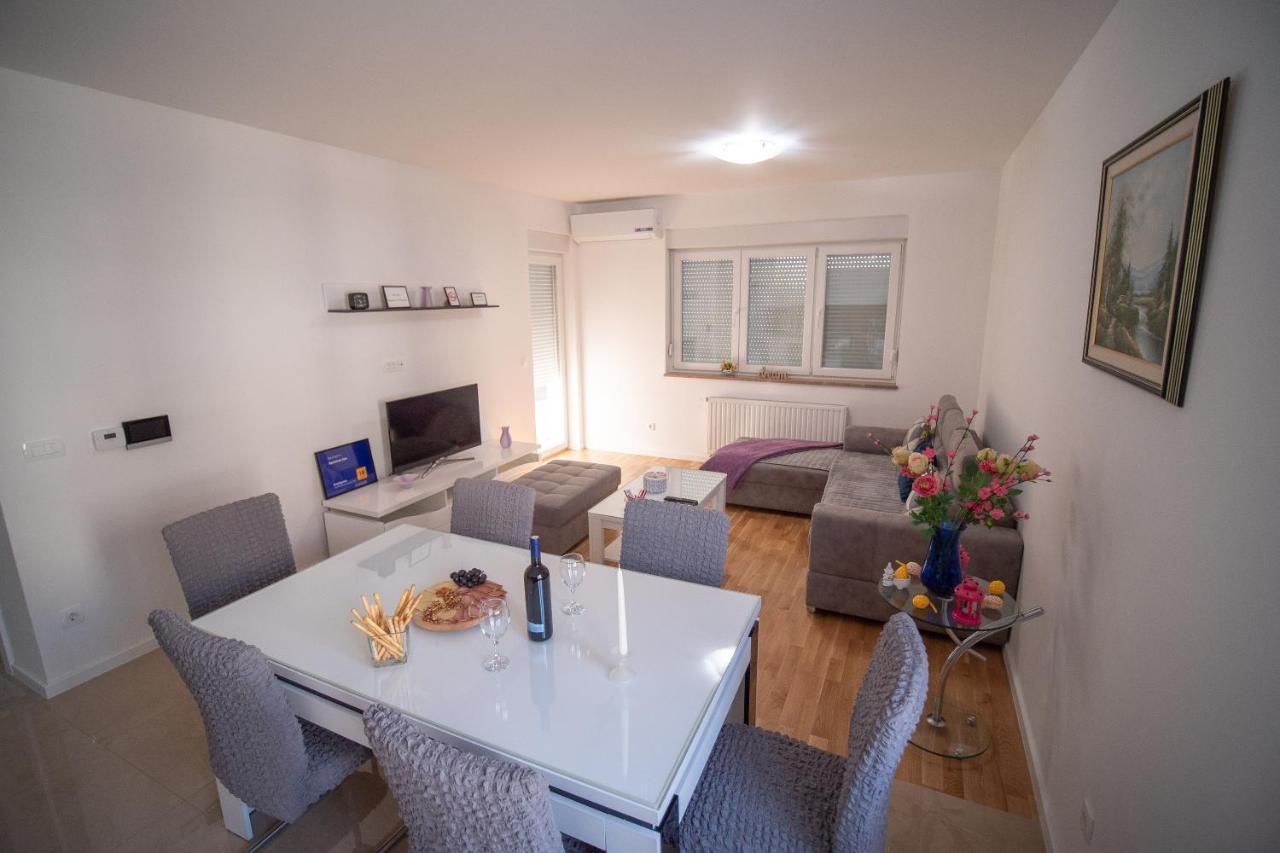 Apartman San ポスシエ エクステリア 写真
