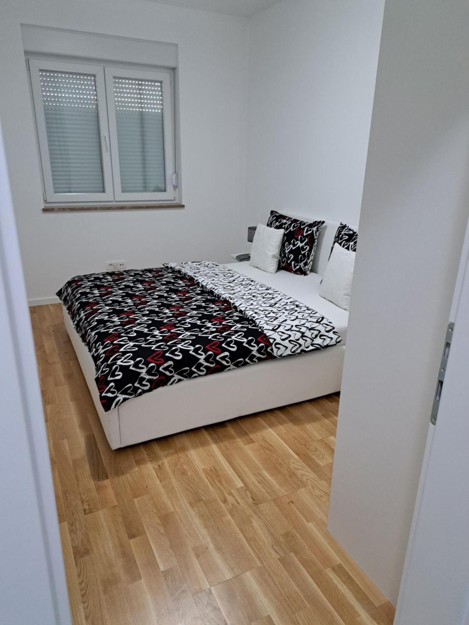 Apartman San ポスシエ エクステリア 写真